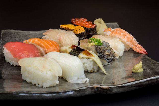 外国游客最爱的日本料理，寿司已过时！新宠竟然是···