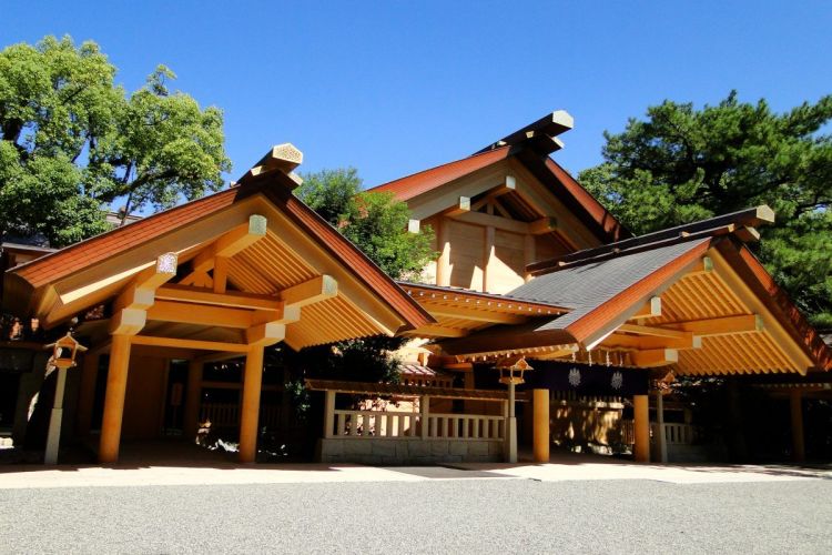 原来这里才是日本人心里最值得去的神社啊... 原来这里才是日本人心里最值得去的神社啊...