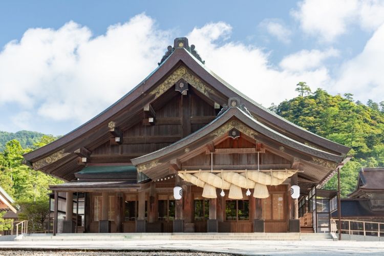 原来这里才是日本人心里最值得去的神社啊...