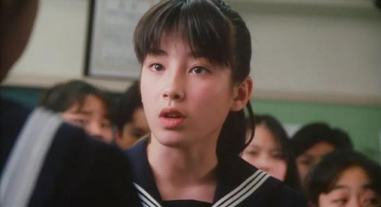 她就是美得不可方物的日式美人啊！