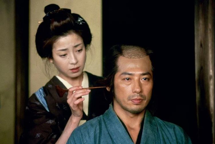 她就是美得不可方物的日式美人啊!