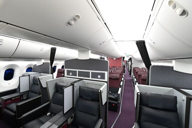 日本航空（JAL）国内航线首次启用波音787-8机型，头等舱配备豪华