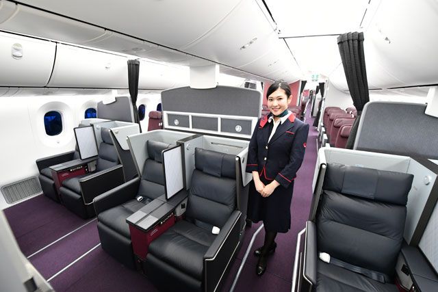 日本航空（JAL）国内航线首次启用波音787-8机型，头等舱配备豪华