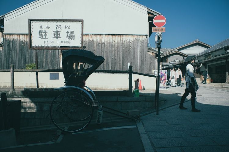 不堪入境游客之扰，日本人逐渐远离“京都游”