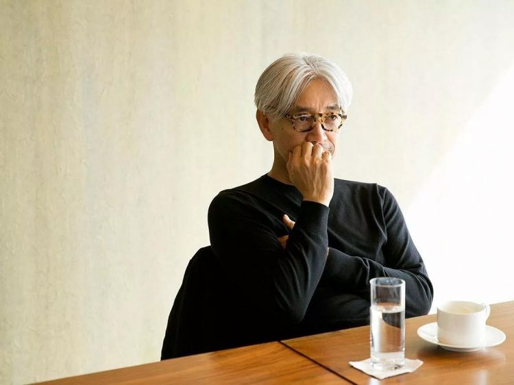 坂本龙一：痴于纯粹的狂傲天才，温柔悲悯的银发少年