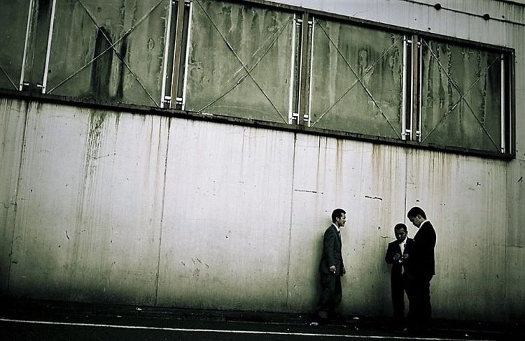 为什么日本黑帮火并不敢用喷子？