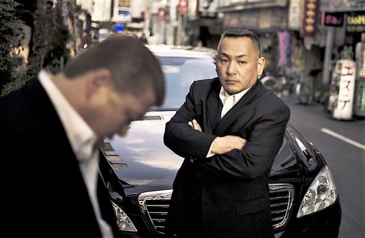 为什么日本黑帮火并不敢用喷子？