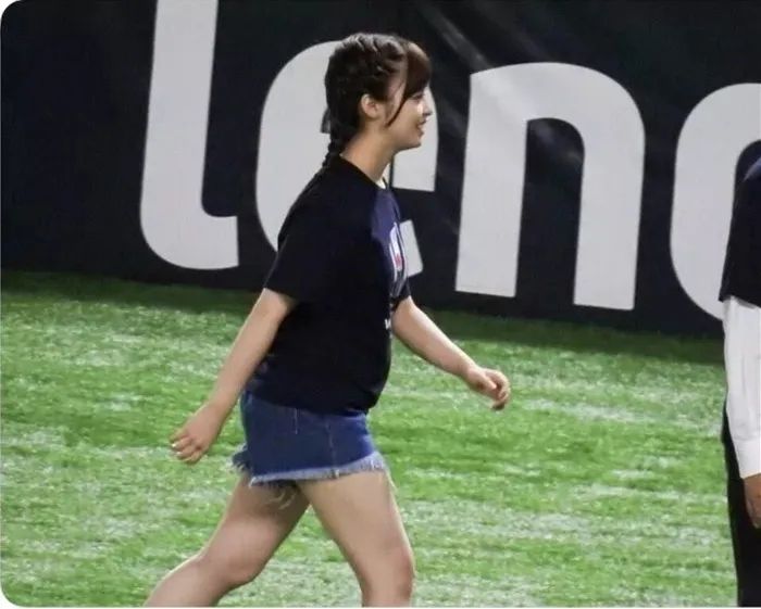 桥本环奈:美少女外表下的热血大叔之魂 桥本环奈:美少女外表下的热血大叔之魂