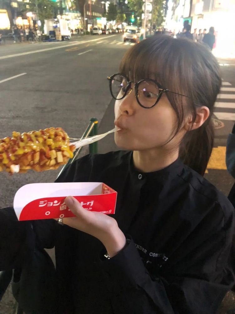 桥本环奈:美少女外表下的热血大叔之魂 桥本环奈:美少女外表下的热血大叔之魂