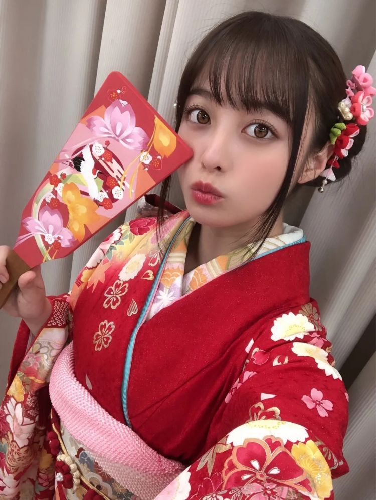 桥本环奈:美少女外表下的热血大叔之魂 桥本环奈:美少女外表下的热血大叔之魂
