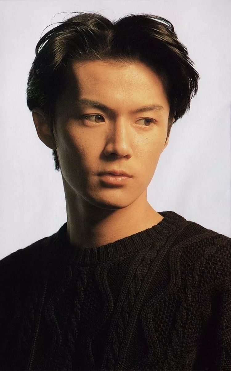 这位火了30年的“日本刘德华”，才是女生心中的完美帅大叔啊！