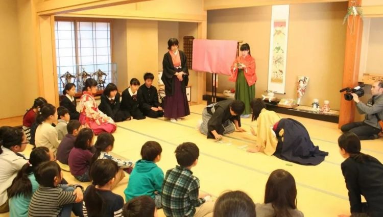 在日本当巫女的中国人