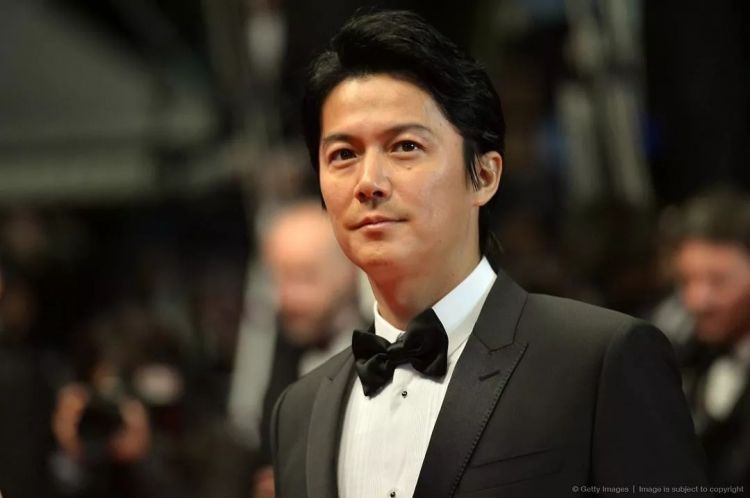 这位火了30年的“日本刘德华”，才是女生心中的完美帅大叔啊！