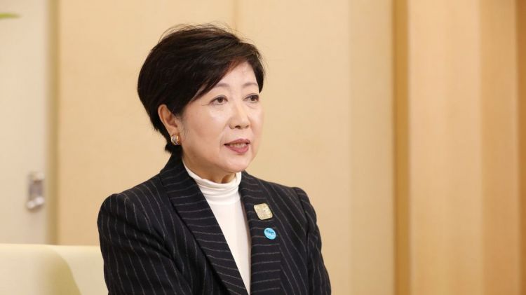 小池百合子：评论两极化的日本东京都第一位女知事