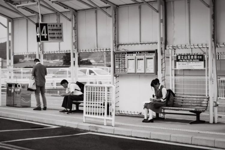 未成年少女怀孕，成为了日本一种社会现象？