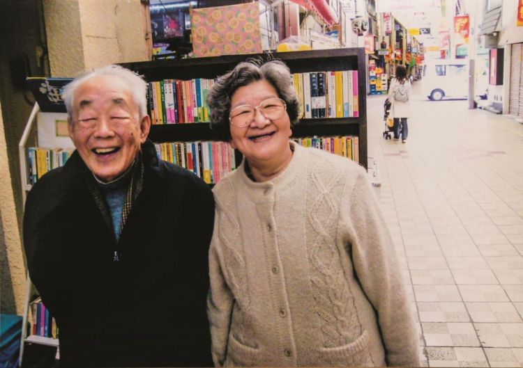 “想来我一人无法支撑”，这个93岁情话满分的日本老爷爷太甜了！