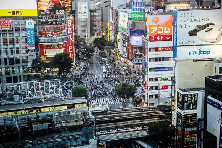 疫情蔓延或为日本解决一个大麻烦