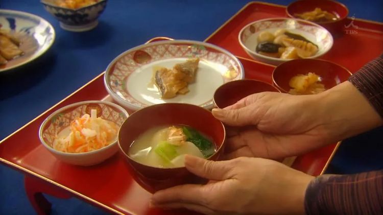 日本天皇每天吃什么？