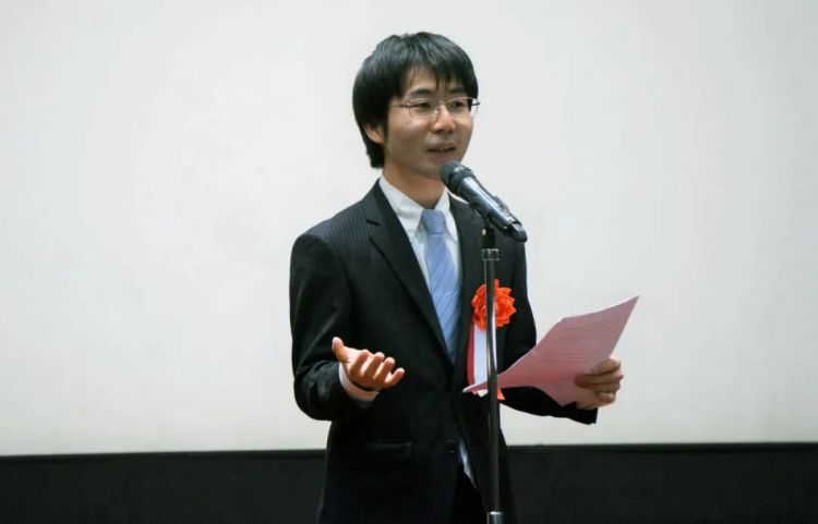 收到习近平主席回信的日本小伙，最近在做些什么？