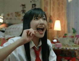 “如果你自拍很弱，请看看新垣结衣！”