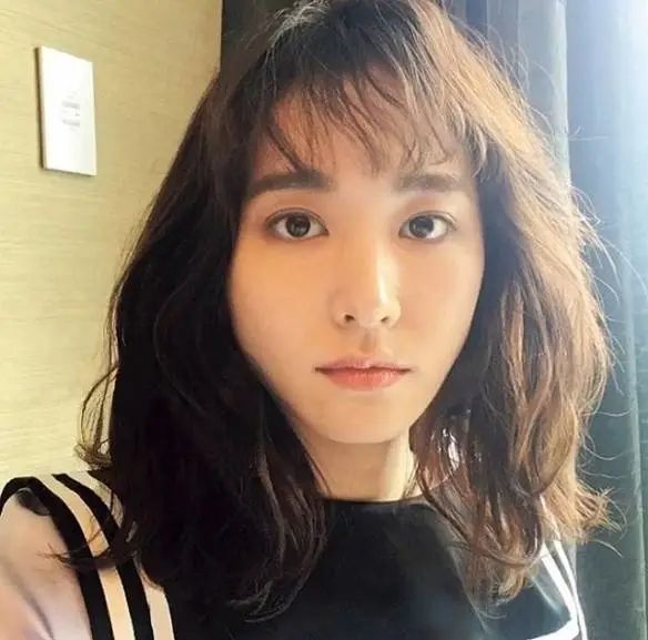 “如果你自拍很弱，请看看新垣结衣！”