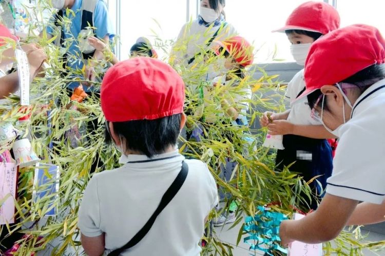 中日节气风物志︱日本七夕节,织女姐姐在忙啥? 中日节气风物志︱日本七夕节,织女姐姐在忙啥?