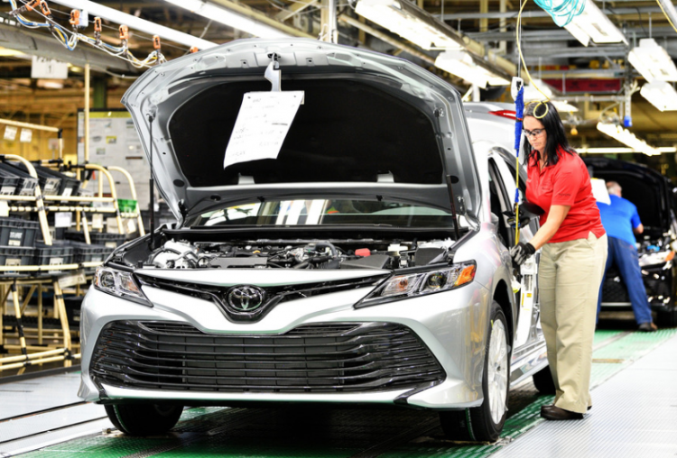 丰田全球汽车销量时隔六年重回第一，日产2020财年预计亏损6700亿