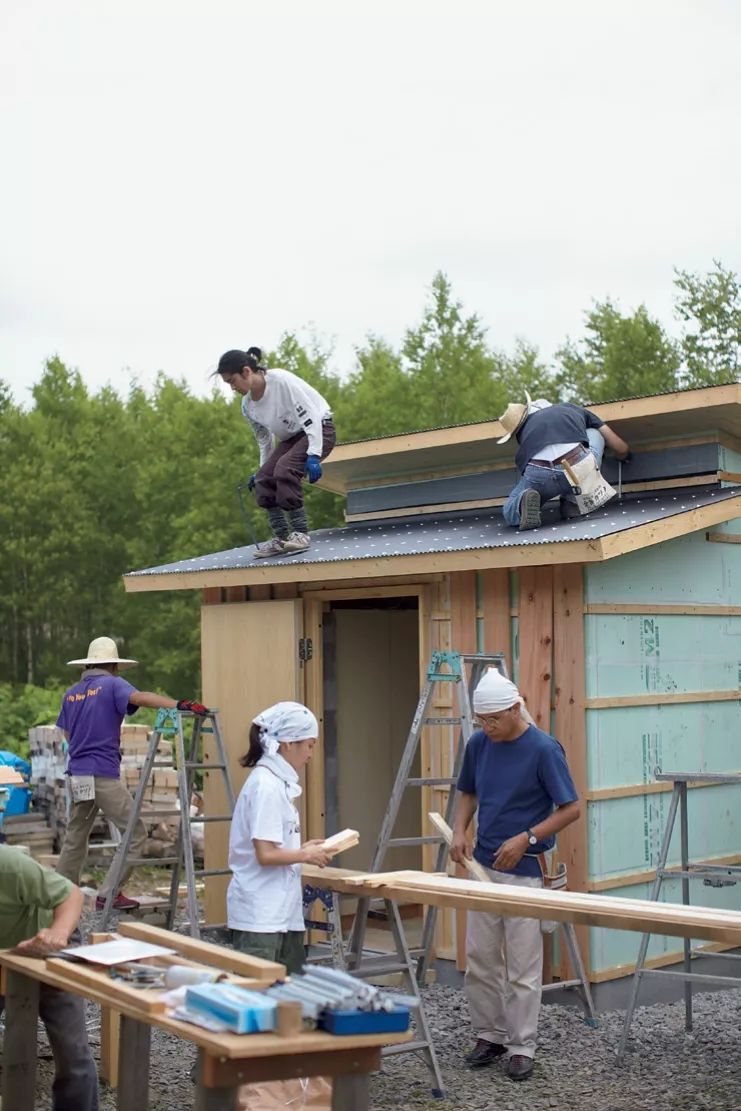 为村上春树设计住宅的建筑师，在北海道盖了这样一座面包房