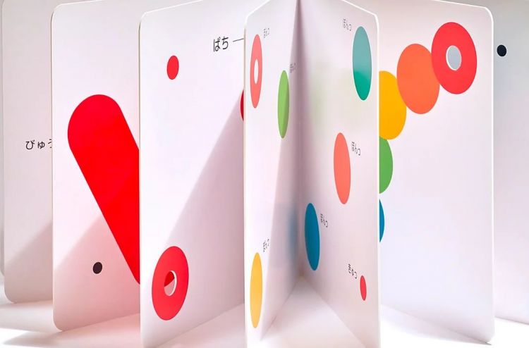 如果纸书消失了，他的书一定是留到最后的那种