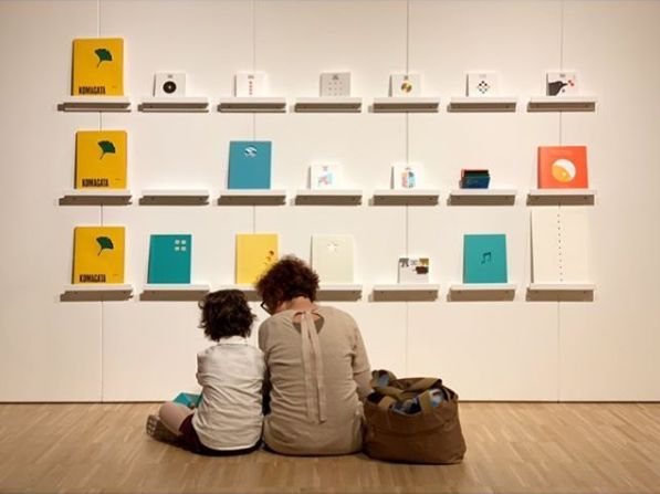 如果纸书消失了，他的书一定是留到最后的那种