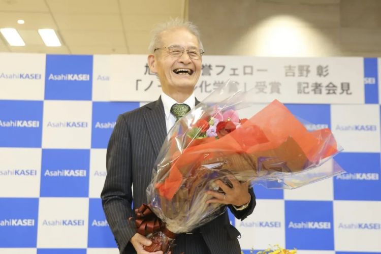 日本中小学生五花八门的假期作业