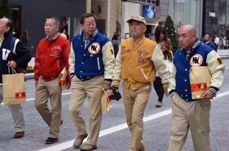 中日短长书丨街头是锻造亚文化的道场