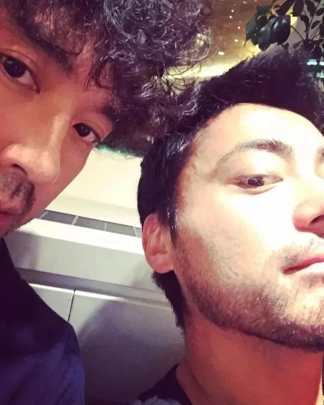 相貌平平的他，最近越来越红了！