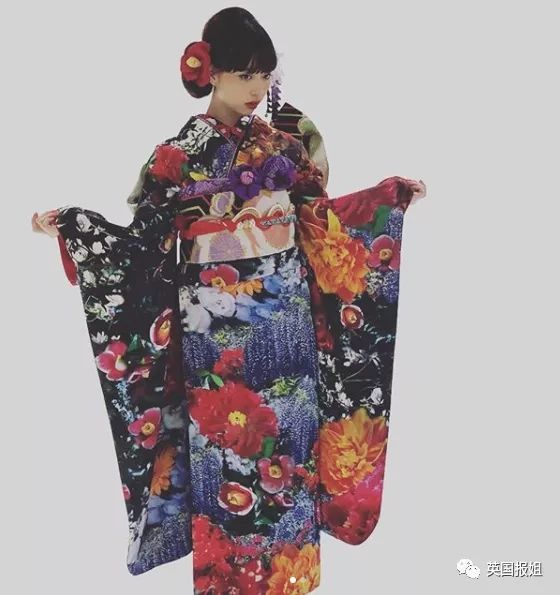 太强了，她就是现实版天才玛丽苏女主吧…