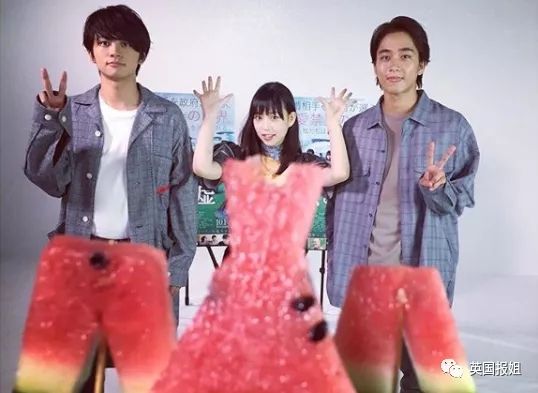 太强了，她就是现实版天才玛丽苏女主吧…