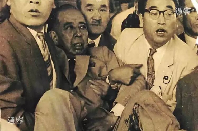 日本家族门阀有多强大？看安倍晋三家族成长史