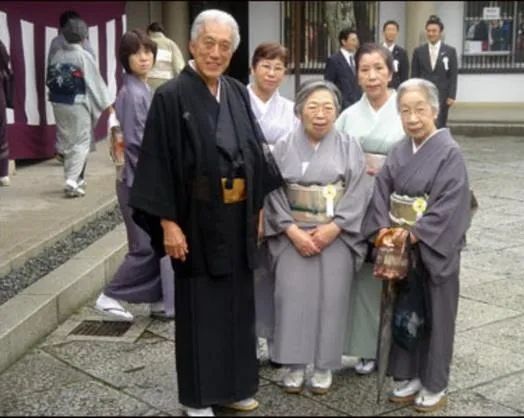 日本年轻人的身体素质竟不如老年人？