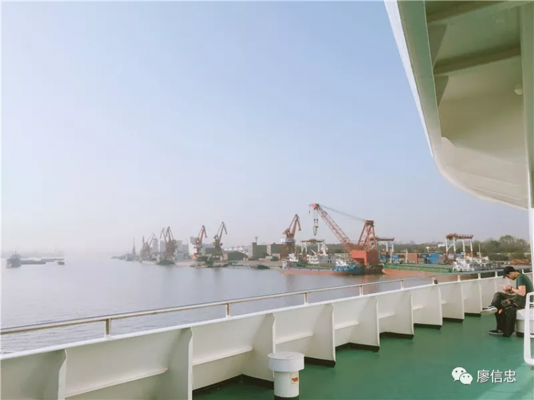 搭滚装客船从日本回上海外滩是种什么样的体验