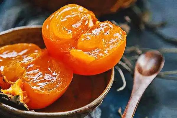 中日节气风物志丨你尝尝秋天的柿子，多甜