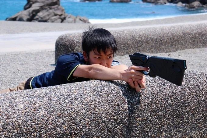 日本水族馆晒帅哥饲养员吸引游客，网友：我可以！