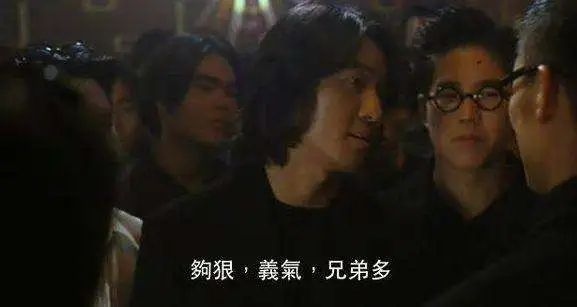 为什么日本黑帮60岁了还在大街上打打杀杀？