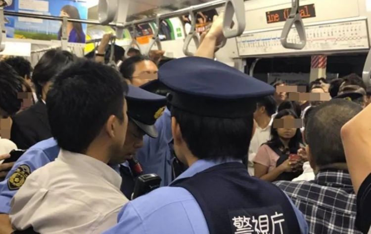 为了抓地铁痴汉，日本警察出了个App