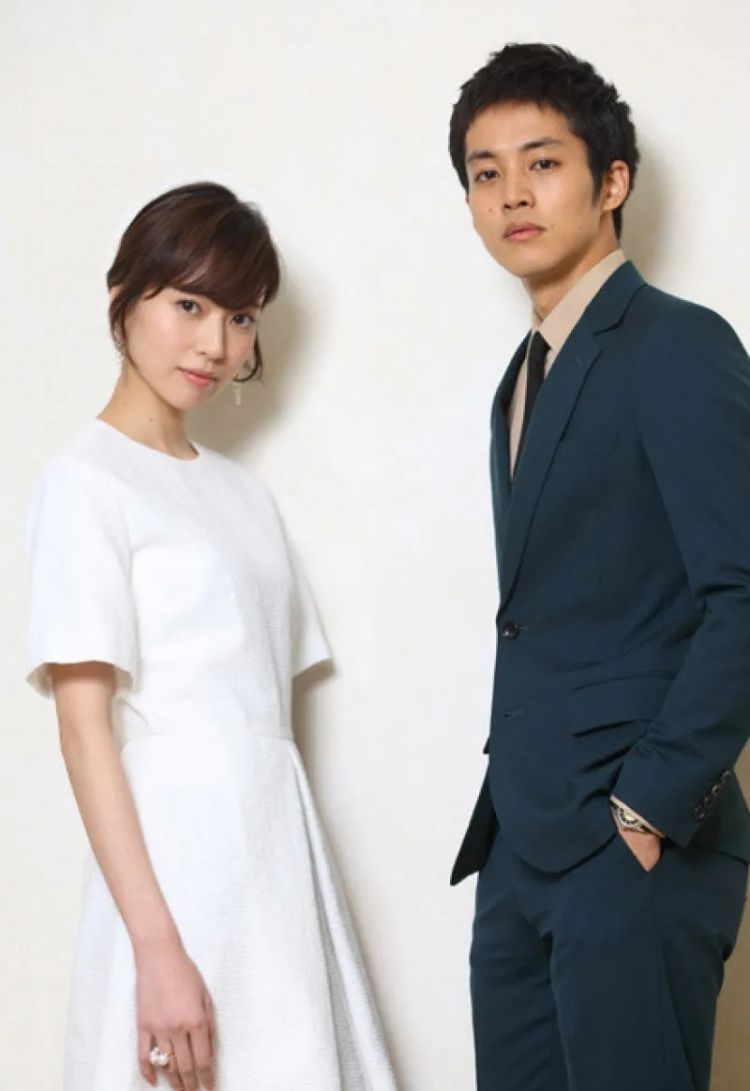 松坂桃李&户田惠梨香宣布结婚