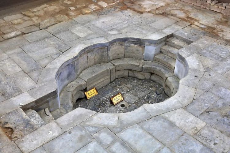 中日节气风物志 | 因为爱情，可以忍受不洗澡？