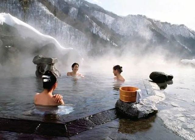 中日节气风物志 | 因为爱情，可以忍受不洗澡？