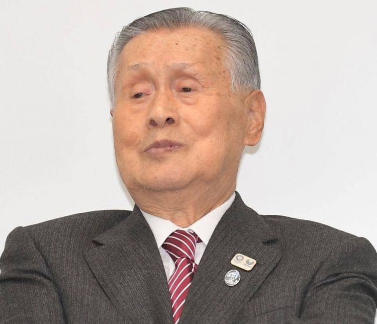 东京奥组委主席森喜朗就歧视女性言论道歉