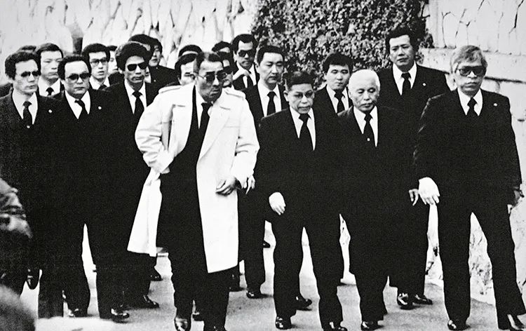 真实的日本黑帮,比《唐探3》里衰多了 真实的日本黑帮,比《唐探3》里衰多了