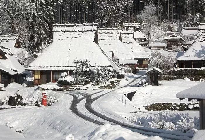 日本农村为什么美而不土？