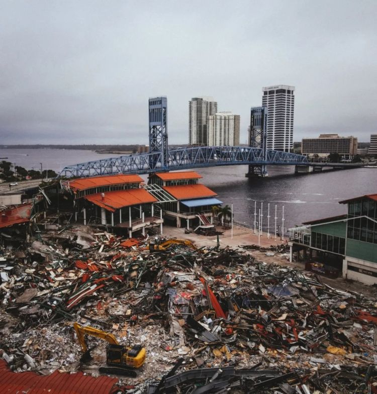 在日本动漫产业，“少年漫”为什么始终占领统治地位？