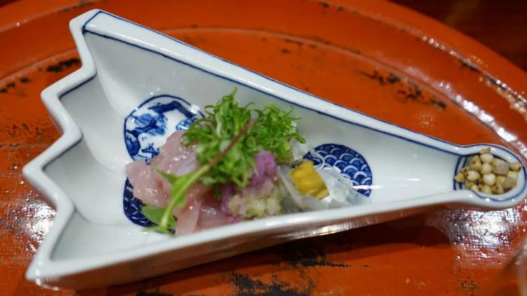 京都最会讲冷笑话的店主，有好多谐音梗教人吃饭